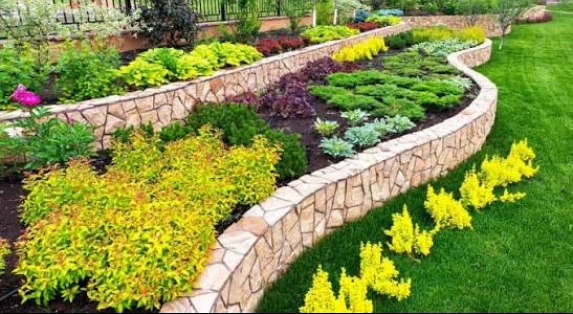 How Landscape Maintenance Extends the Life of Your Plantation